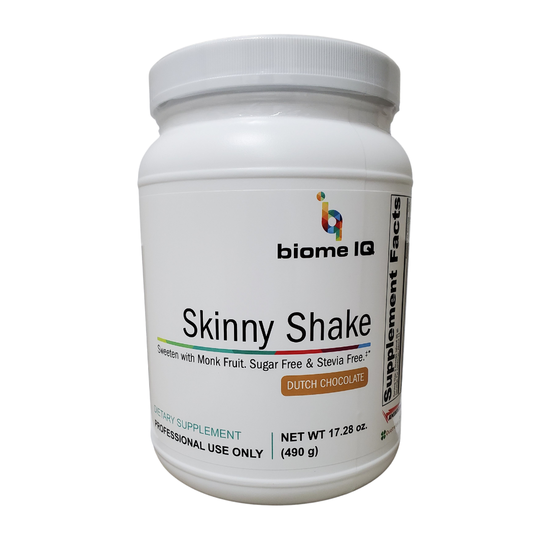 Skinny Shake é uma mistura rica em nutrientes concebida para satisfazer as necessidades de indivíduos com restrições alimentares: tais como dietas vegan, vegetariana, sem soja, sem leite, sem açúcar, sem stevia. O Skinny Shake é uma fonte alternativa de proteínas de qualidade. A nossa fórmula combina mistura de proteínas naturais de ervilha e arroz, enzimas vegetais, fibra, com micronutrientes essenciais: vitaminas B activadas, magnésio, selénio, e é isenta de açúcar/estevia. Apoia o metabolismo de proteínas, a saúde do coração e a saúde gastrointestinal.